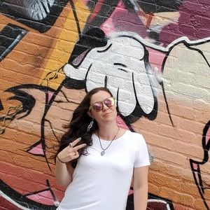 Meet your Posher, Diane